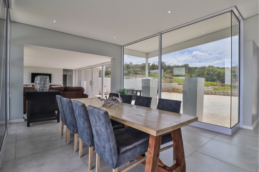 4 Bedroom Property for Sale in Moquini Coastal Estate Western Cape